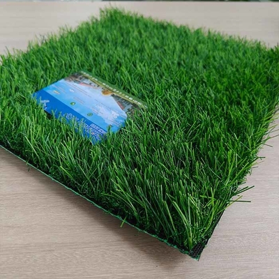 Erva artificial recta e curva sem preenchimento 43 mm de baixa manutenção resistente ao desgaste alta permeabilidade