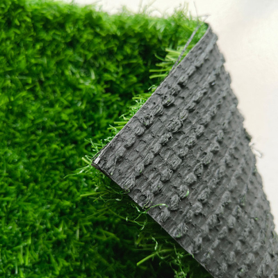 25 mm Futebol não tóxico Erva artificial resistente à abrasão para lazer, entretenimento e esportes