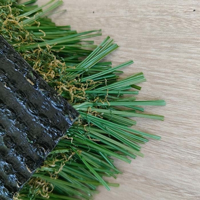 40 mm Alturas de pilha "S" Forma de fio Excelente desempenho Recreação Erva sintética para jardins e pátios