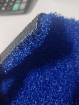 Grama artificial de padel de 12 mm de alta densidade azul para quadras esportivas com excelente desempenho