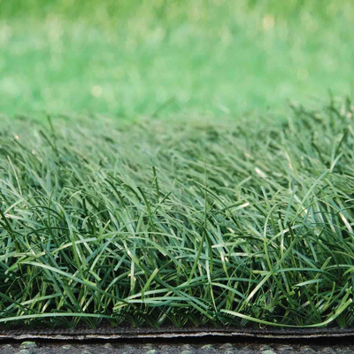 Erva verde-esmeralda artificial de 40 mm com 3/8 de diâmetro para construção de campos de esportes ao ar livre