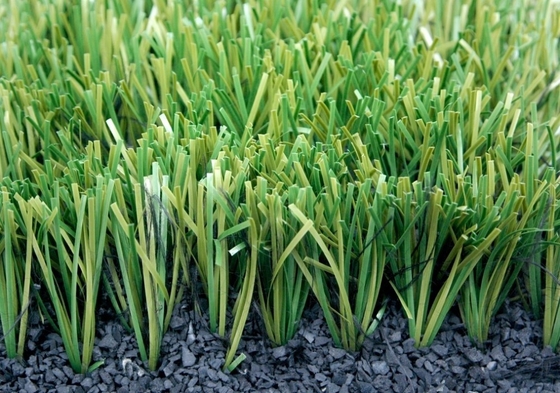 Jardim de diversões personalizável e ecológico Erva artificial durável e resistente aos raios UV para brincar em segurança
