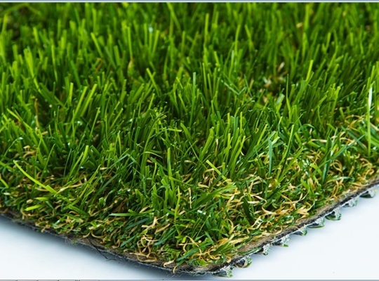 50 mm de altura de pilha Paisagem interior / exterior Grama artificial personalizada para campos de futebol ou áreas de paisagem