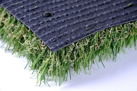 Grama artificial híbrida de alta densidade para paisagismo interno / externo para animais de estimação tapetes 35mm Excelente permeabilidade à água