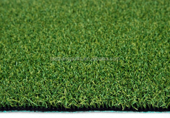 Golf artificial portátil colocando verde com suporte de CPP e material de PP Oliveira verde grama artificial falsa