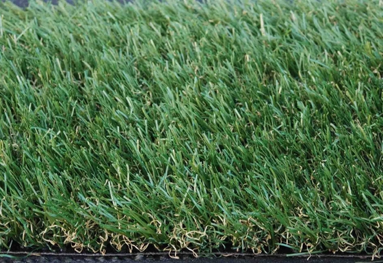 12000 Dtex Paisagem Grama Artificial 5/8" Gauge PE Material Resistência UV E Baixa Manutenção