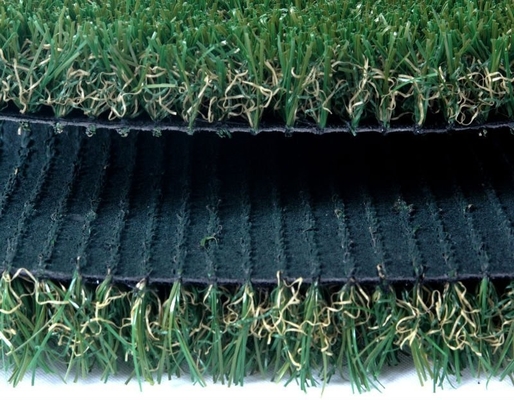 PE Grama artificial de lazer Dtex 16200 para zonas de animação e campos desportivos com diâmetro 3/8" e alta densidade