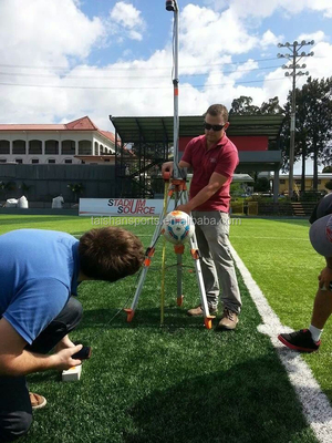 60mm Amigável para animais de estimação Esportes Erva artificial usada para esportes Preenchimento necessário com tamanho de rolo personalizável