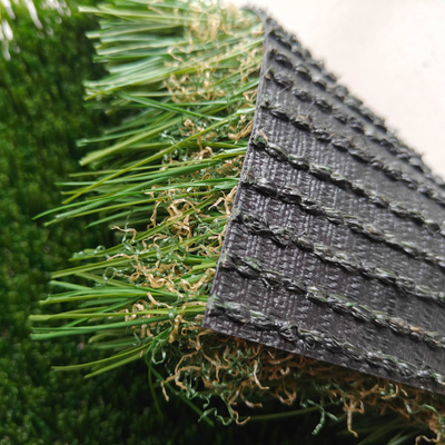 Grama artificial sem preenchimento de 45 mm para paisagens e jardins com baixa manutenção e aparência realista