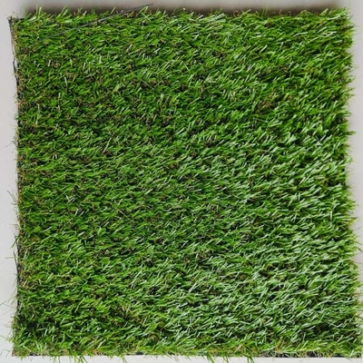 Grama artificial de paisagem de 20 mm com revestimento de látex SBR para ocasiões esportivas e de lazer