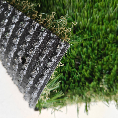 PU Adesivo Quatro Cores Mistura de Paisagem Durável Erva Artificial Com 45 mm de altura de pilha e grande resistência UV