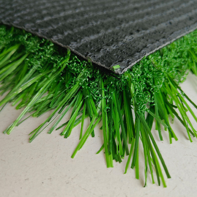 Multipurpose não-inchaço verde relva artificial esportiva 60mm resistente ao desgaste e fácil de instalar grama artificial