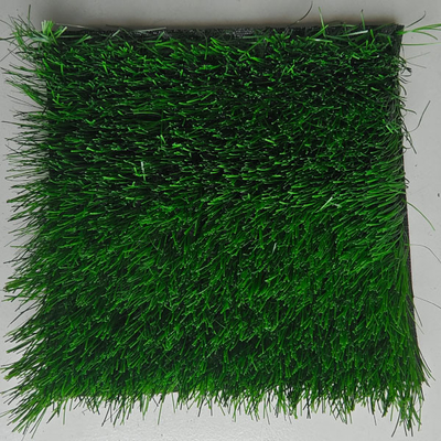 50 mm de grama artificial esportiva de alta durabilidade e excelente desempenho de drenagem para campo de futebol