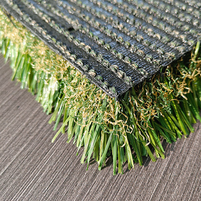 Erva de lazer artificial verde de 40 mm com baixa manutenção e excelente desempenho para uso interno ou externo