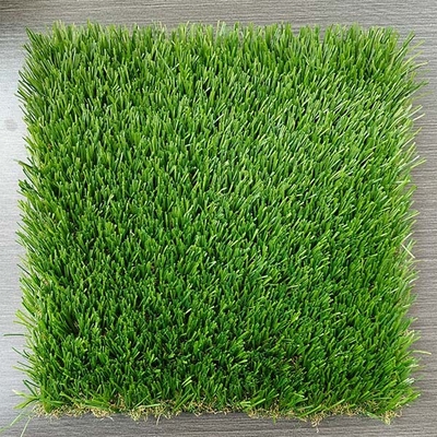 42mm Três cores diferentes de verde e uma de cor seca misturada Erva Artificial para esportes e soluções de jardim