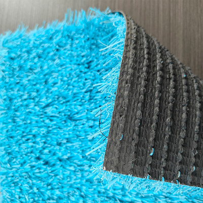 25mm altura de pilha 10000 Dtex Anti-estático Esporte Erva artificial com superfície azul e suporte e revestimento personalizáveis