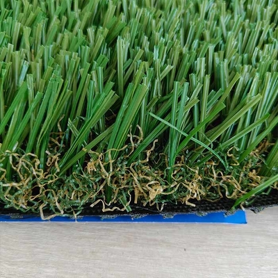 40 mm Alturas de pilha "S" Forma de fio Excelente desempenho Recreação Erva sintética para jardins e pátios