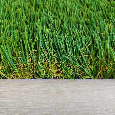 8800 Dtex 40mm Alturas de pilha Tecido de fusão a quente Paisagem de apoio Erva artificial em 4 cores