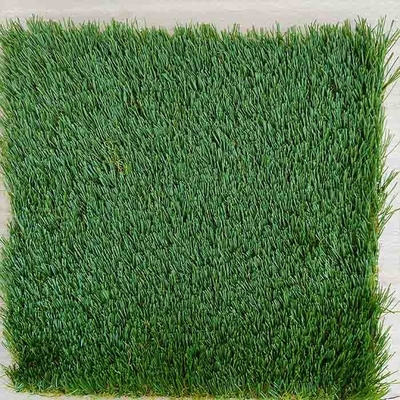 8800 Dtex 40mm Alturas de pilha Tecido de fusão a quente Paisagem de apoio Erva artificial em 4 cores