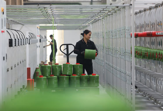 FIFA And FIH Double Certified Football Artificial Turf And Landscape Synthetic Turf Manufacturer And Supplier (em inglês)