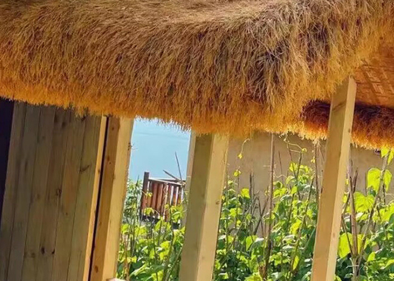 Paisagismo Telhado de palha sintética com alta suavidade Retardante de Chama Erva de palha artificial