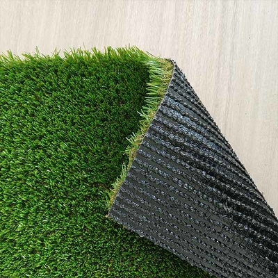 PU Adesivo 28mm 13800 Dtex Paisagem Erva artificial Duplo PP Balcões de apoio Decorações de quintal Resistência UV Baixa manutenção