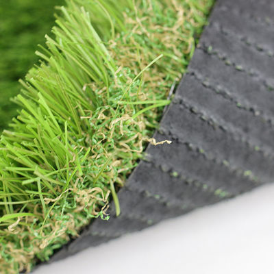 50 mm Altura da pilha 9600 Dtex Resistência UV Erva artificial para paisagismo de lazer