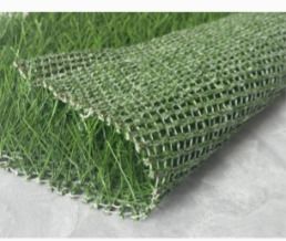 Tapete de grama artificial híbrido de altura de pilha de 25 mm com resistência ao desgaste ultra alta para assentamento misto com grama natural