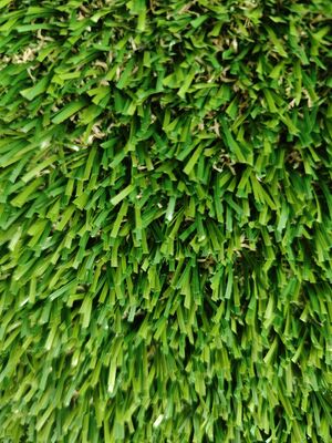 Grama artificial verde transparente de látex de 30 mm PE&PP material de areia pequena