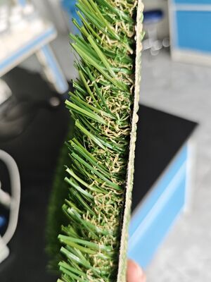 Grama artificial verde transparente de látex de 30 mm PE&PP material de areia pequena